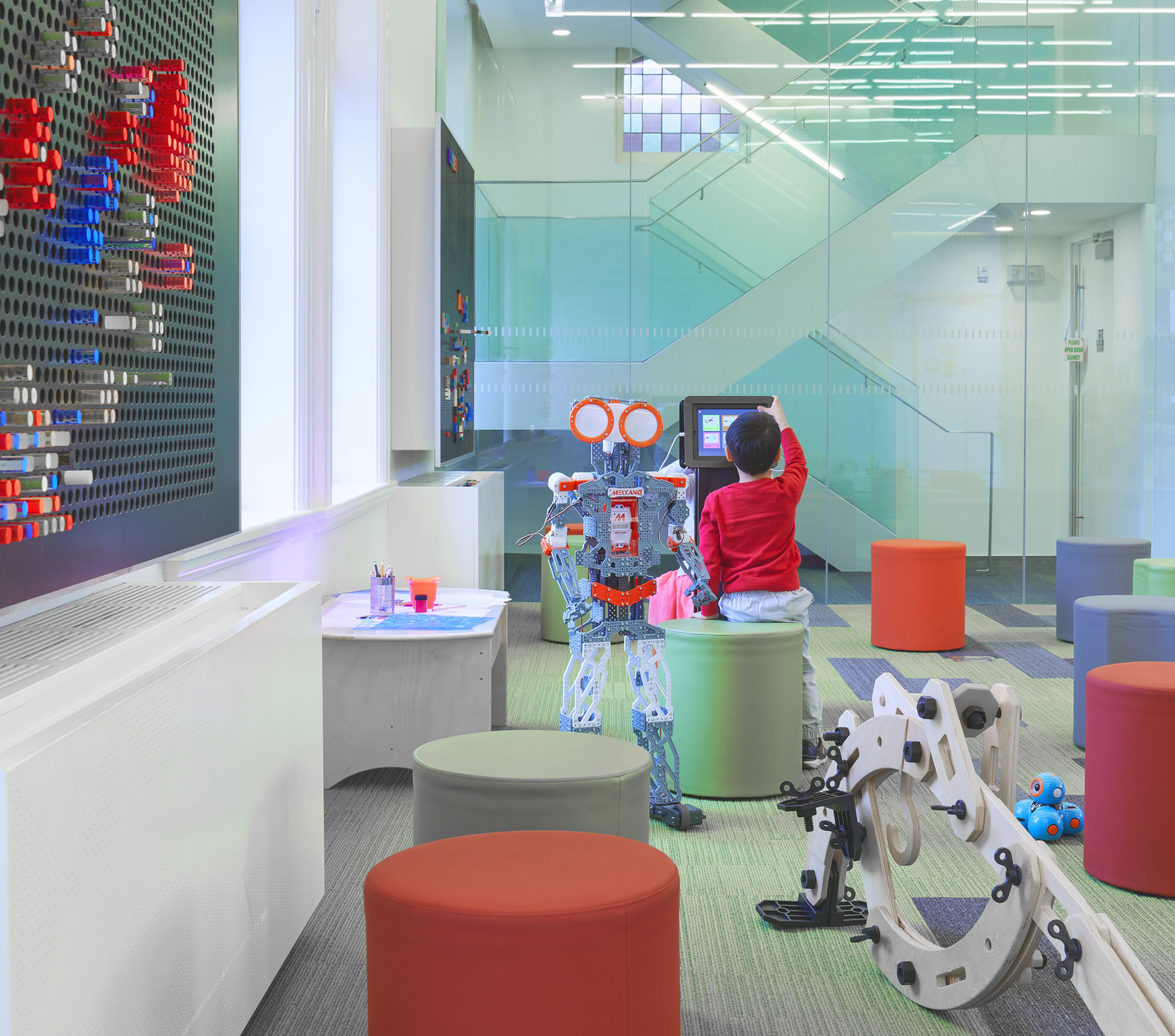 The Idea Exchange Old Post Office, Ontario, Canada <br>
Design: RDH Architects / Photograph: Tom Arban